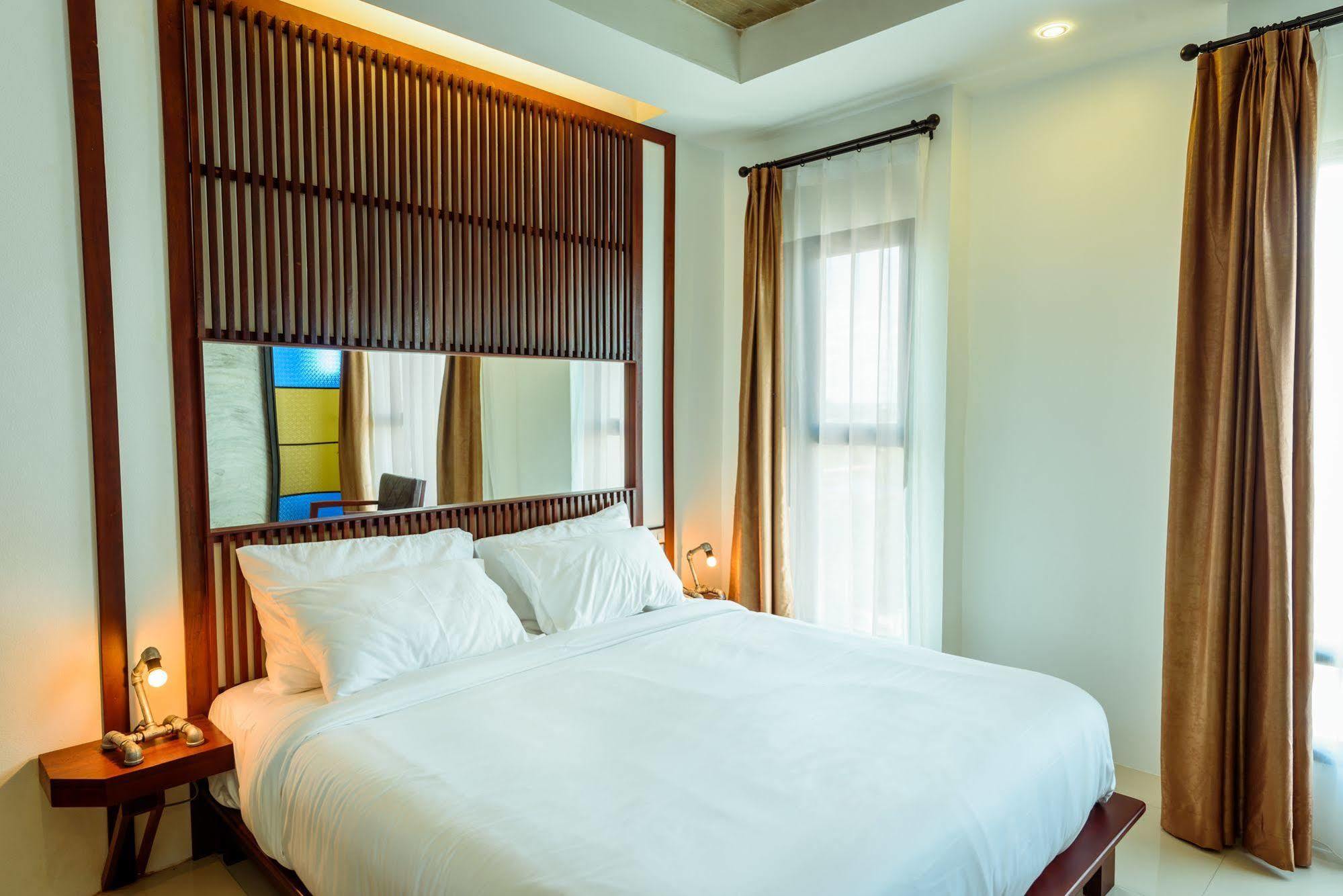 S Park Design Hotel Виентиане Екстериор снимка