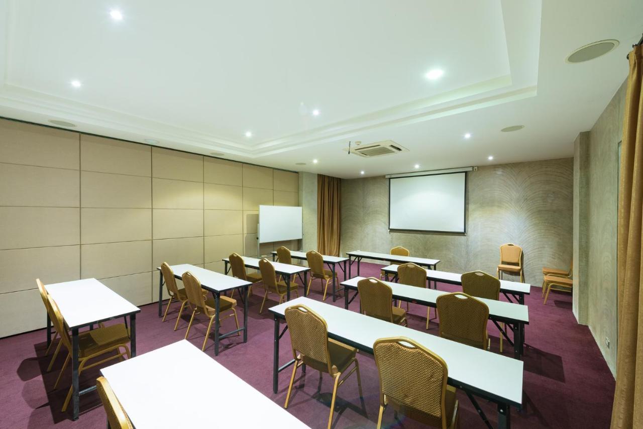 S Park Design Hotel Виентиане Екстериор снимка
